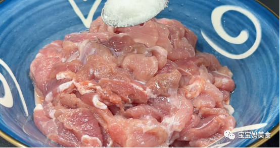 猪肉煮白水正确方法视频_白水煮猪肉的正确方法_猪肉白水煮的方法